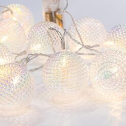ΣΕΙΡΑ, 10 LED 5mm, ΔΙΑΦΑΝΕΣ ΙΡΙΔΙΖΟΥΣΕΣ ΑΝΑΓΛΥΦΕΣ ΜΠΑΛΕΣ, ΜΠΑΤΑΡΙΑΣ 2xAA, ΔΙΑΦΑΝΟ PVC ΚΑΛΩΔΙΟ, ΘΕΡΜΟ ΛΕΥΚΟ LED ΑΝΑ 15cm, ΠΡΟΕΚΤΑΣΗ ΠΑΡΟΧΗΣ 30cm, IP20